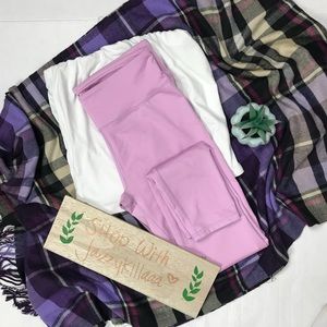 Fabletics | lilac leggings